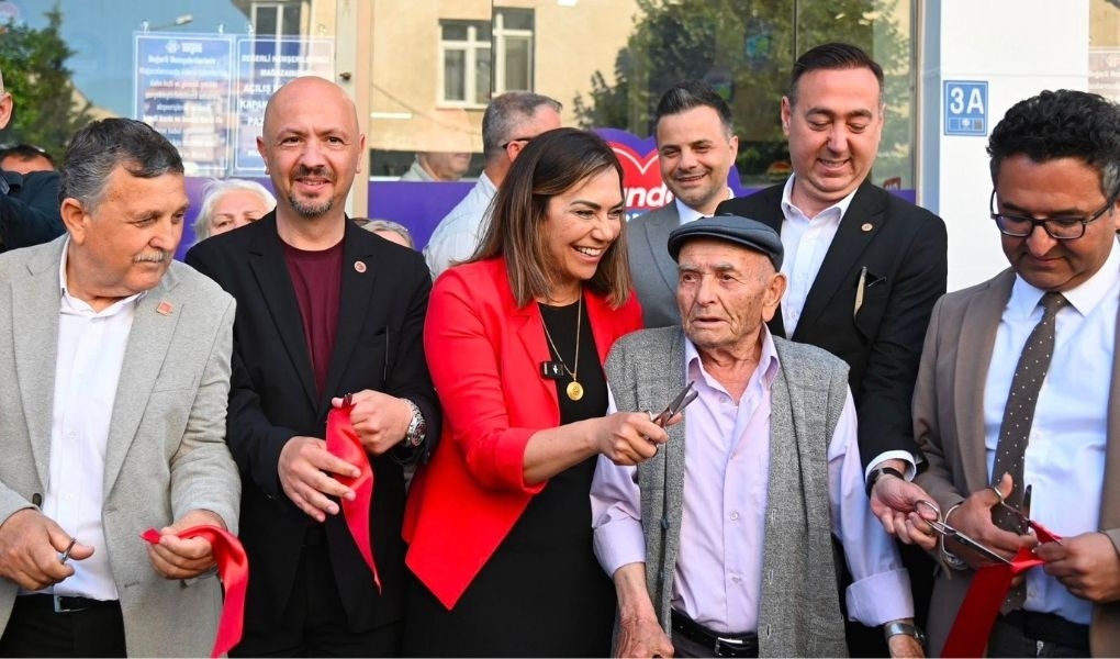 CANDAN BAŞKAN'LA TEK MARKET AĞI BÜYÜYOR, 7'NCİ ŞUBE SARAY'DA AÇILDI