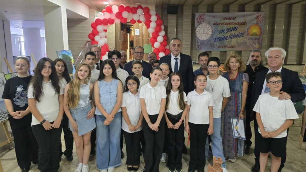 Kaymakamımız Sayın Mahmut Nedim TUNÇER, İlçe Milli Eğitim Müdürü Fahri KIRMIZI ile birlikte, Tekirdağ Bilim ve Sanat Merkezi tarafından...
