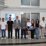 TRAKYA KARİYER FUARI KAPSAMINDA GÖREV ALAN TÜRK MÜZİĞİ DEVLET KONSERVATUVARI AKADEMİK PERSONELİ VE ÖĞRENCİLERİNE TEŞEKKÜR BELGESİ TAKDİMİ