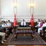 Vali Soytürk Bilim ve Sanat Festivali’nde Başarı Elde Eden Anime ve Resim Takımı’nı Kabul Etti