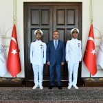 TCG Edincik Mayın Avlama Gemisi Komutanı Vali Soytürk’ü Ziyaret Etti