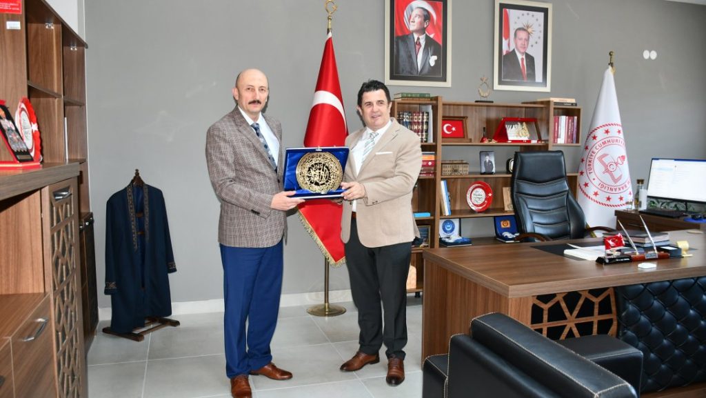Uşak ve Kırklareli İl Millî Eğitim Müdürlerinden Dr. Aziz Yeniyol'a Ziyaret